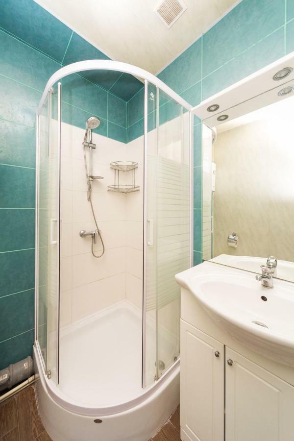 Goodrest On Ekaterininskaya Odessa Exterior foto