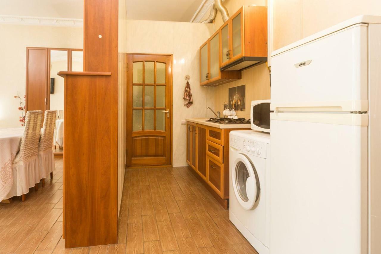 Goodrest On Ekaterininskaya Odessa Exterior foto
